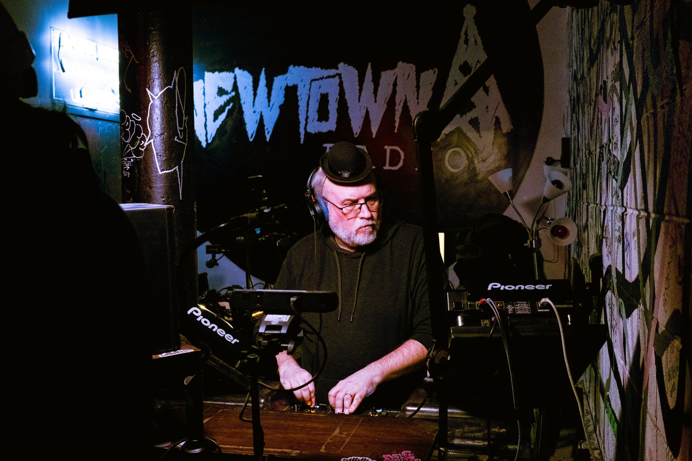 Varist at Mad Hatters